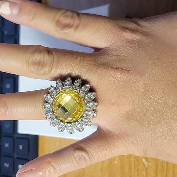 Simply Vera Vera Wang Adjustable Flower Statement Ring - Picture 5 of 11